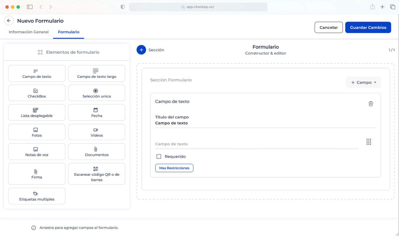 Interfaz del constructor de formularios dinámicos en Checkop para diseñar y configurar formularios personalizados en procesos operativos