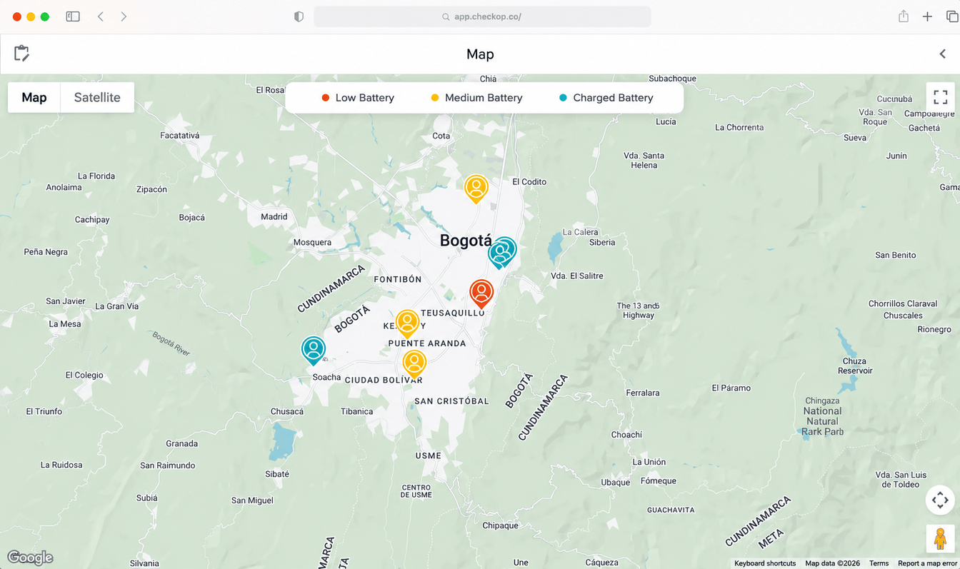 Geolocation map in Checkop showing real-time location and routes of field teams